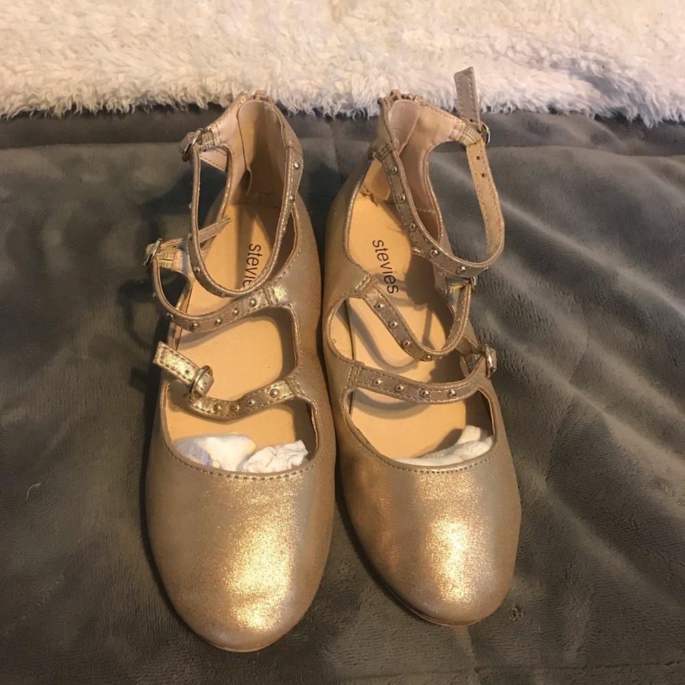 GOLD dress shoes